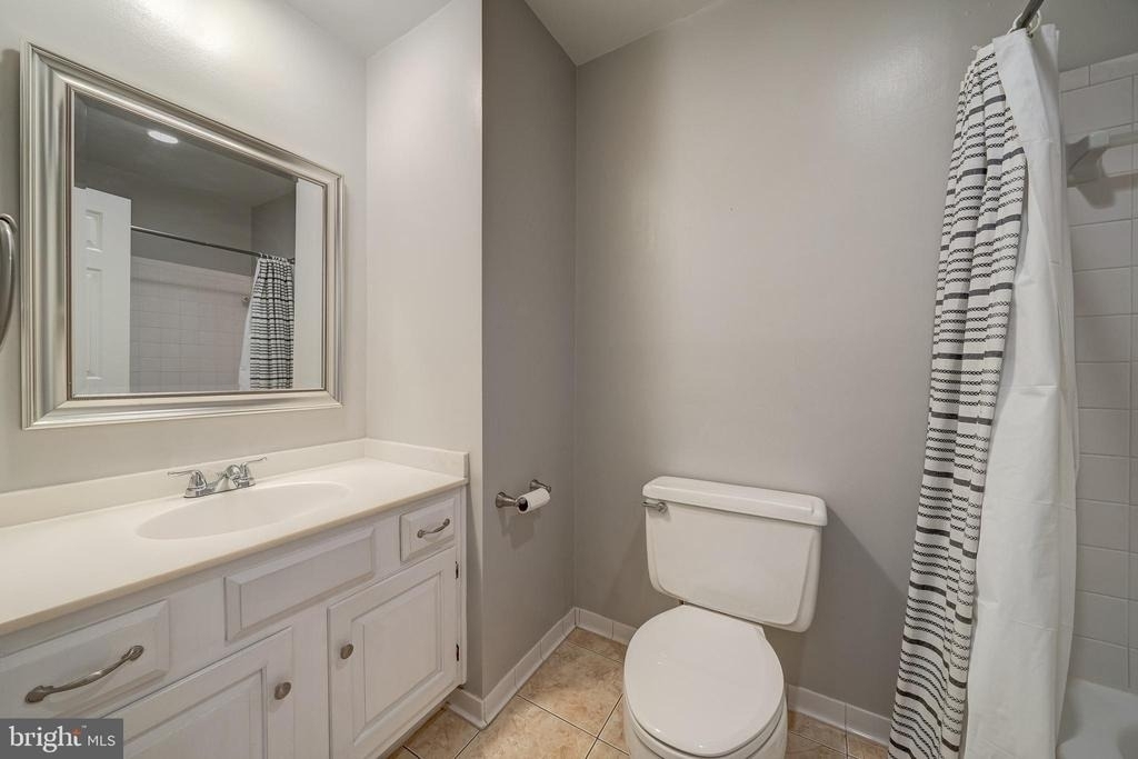 5465 Cheshire Meadows Way - Photo 25