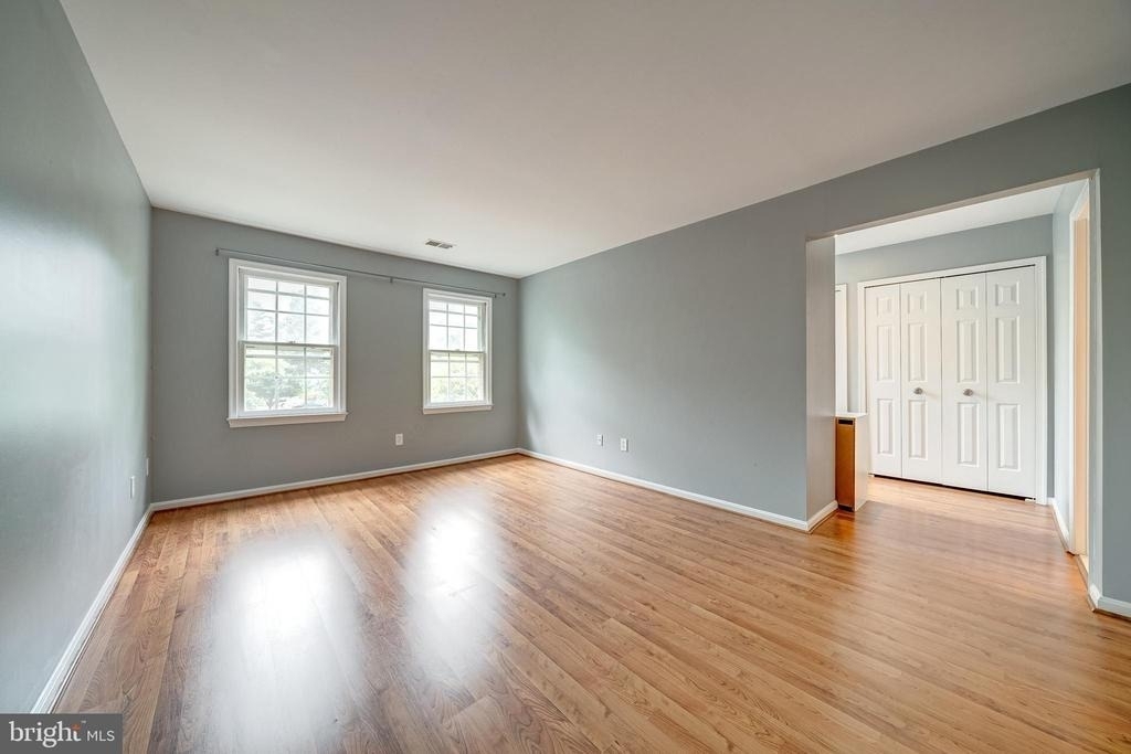 5465 Cheshire Meadows Way - Photo 18