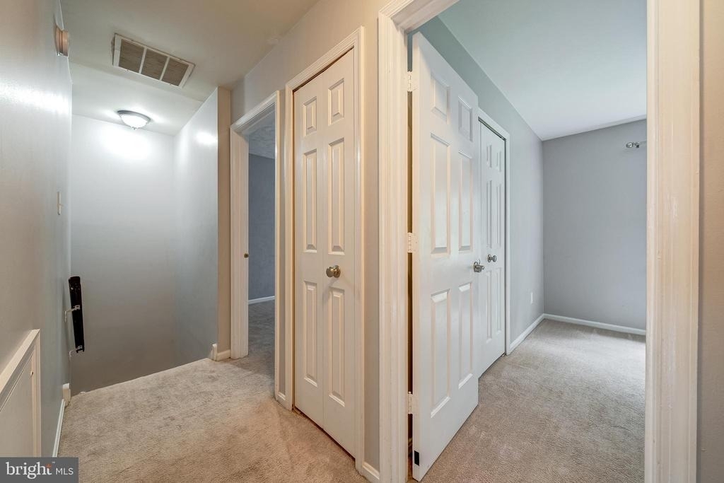 5465 Cheshire Meadows Way - Photo 17