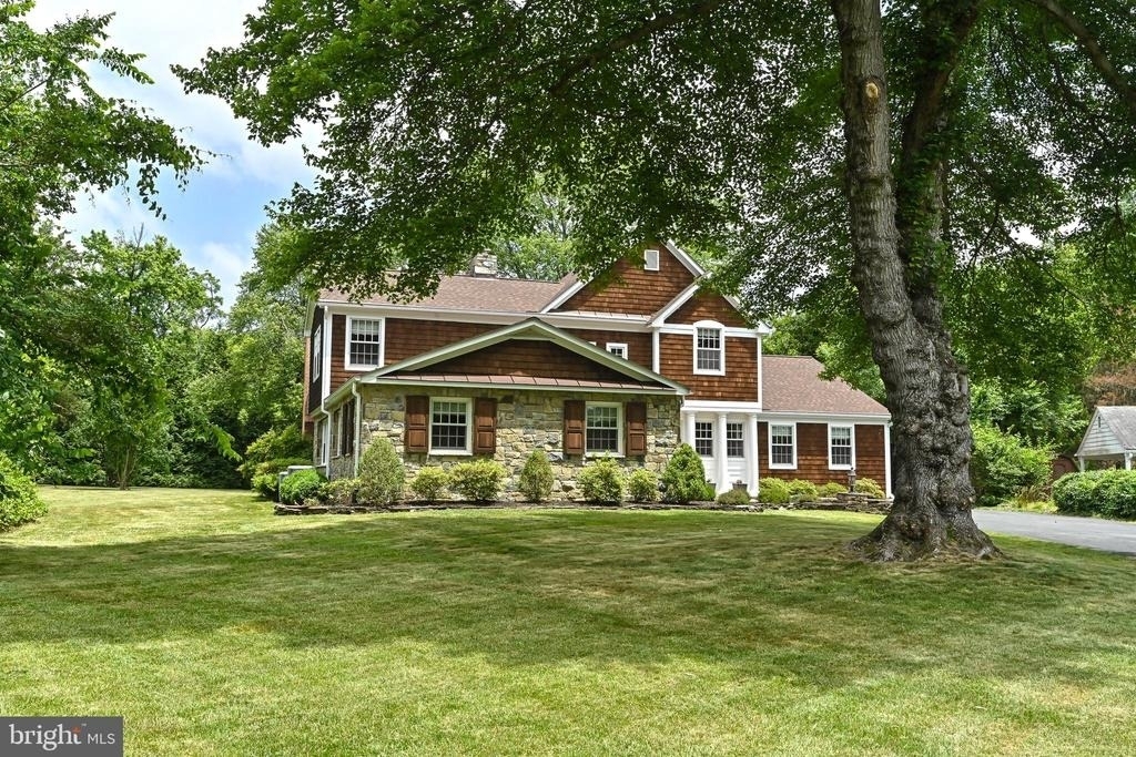 5116 Remington Drive - Photo 2