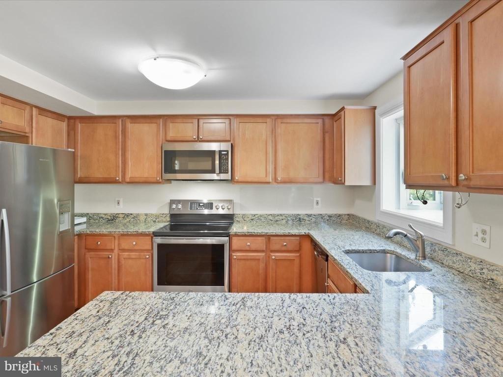 6502 Coachleigh Way - Photo 7