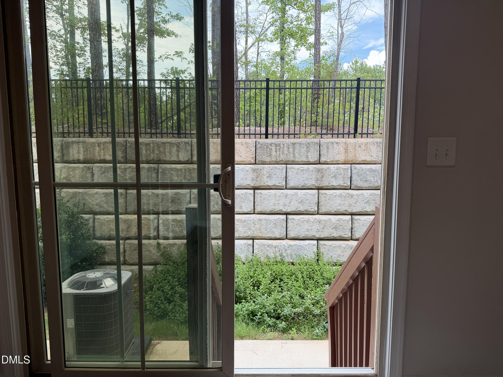 946 Channing Park Circle - Photo 7