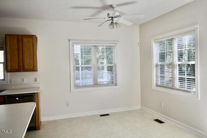 513 E Maple Avenue - Photo 8