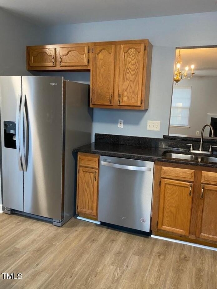105 Climbing Ivy Court - Photo 4