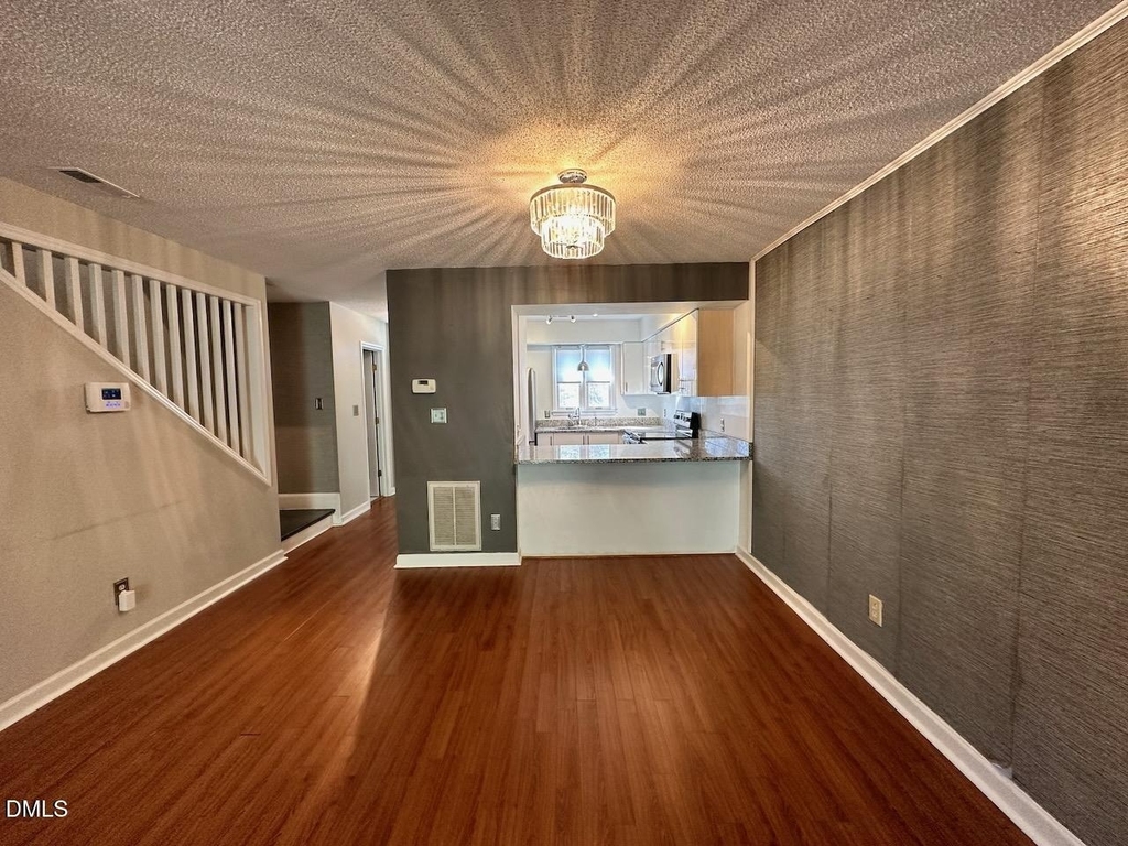 3411 Balfour E - Photo 9