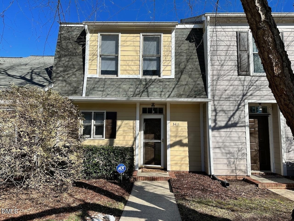 3411 Balfour E - Photo 1