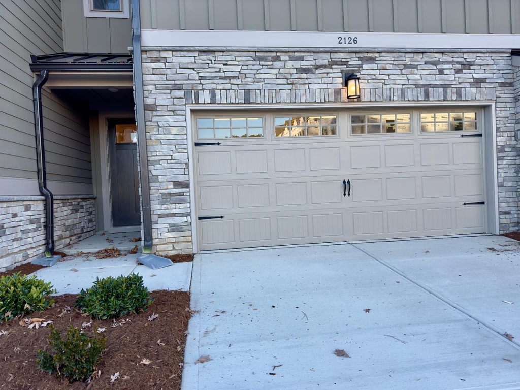 2126 Maggie Valley Drive - Photo 2