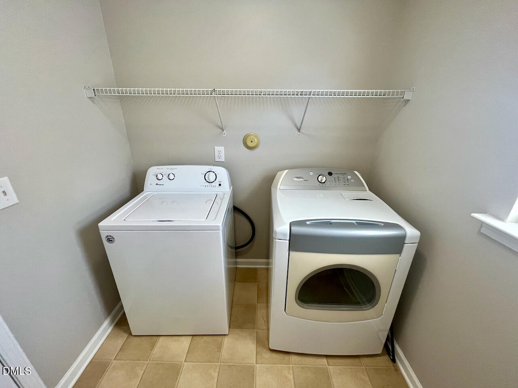 2932 Glade Aster Court - Photo 16