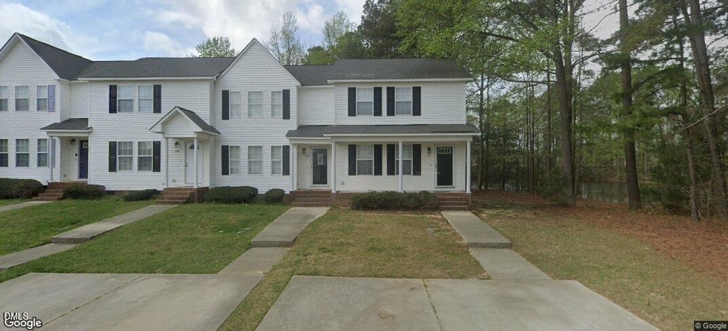 109 Mayfair Court - Photo 0