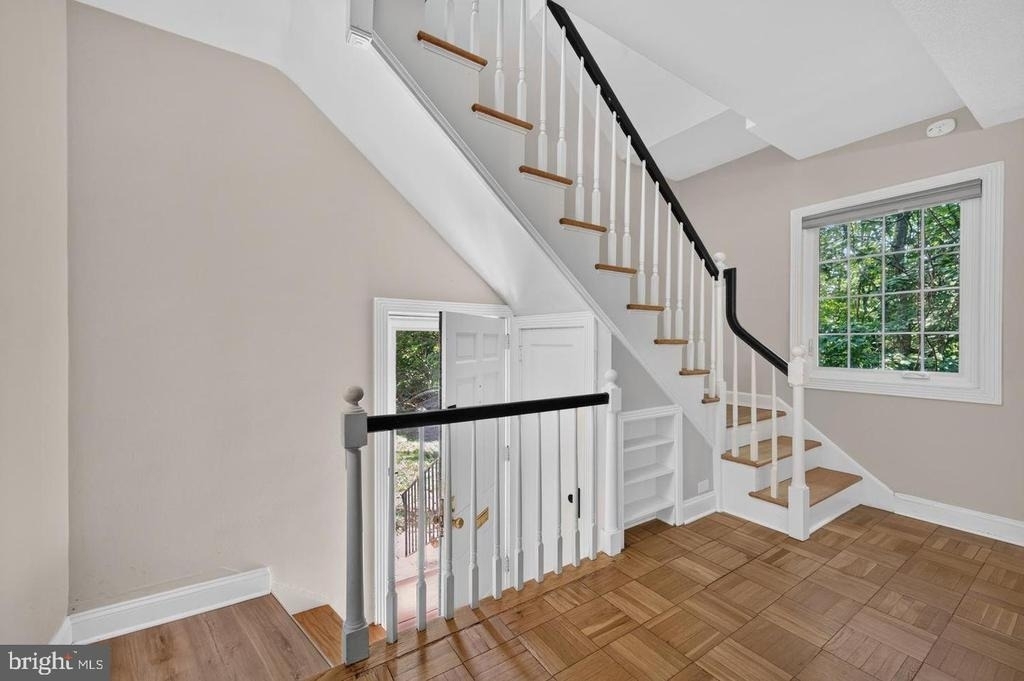 1557 Mount Eagle Place - Photo 22