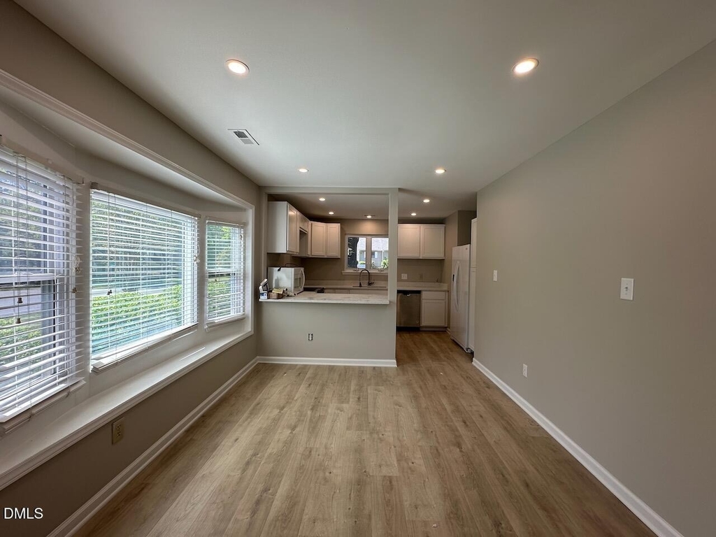 5400 Pine Top Circle - Photo 4