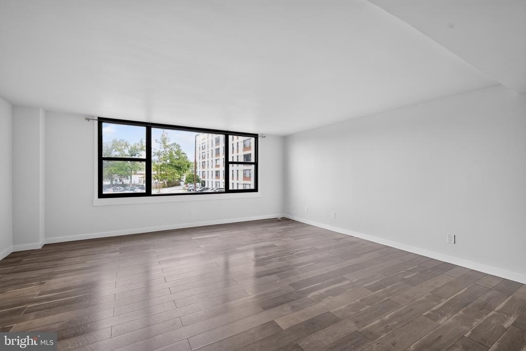 4600 Duke Street - Photo 8