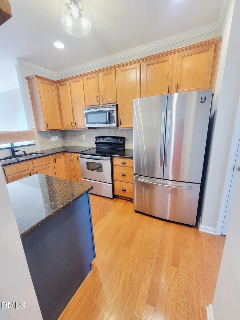 6058 Viking Drive - Photo 9