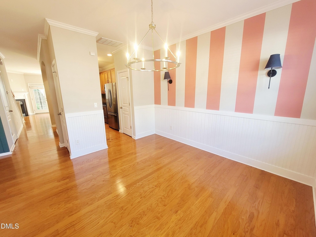 6058 Viking Drive - Photo 3
