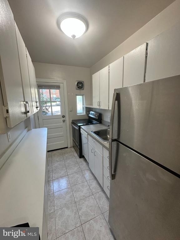 205 E Glebe - Photo 4