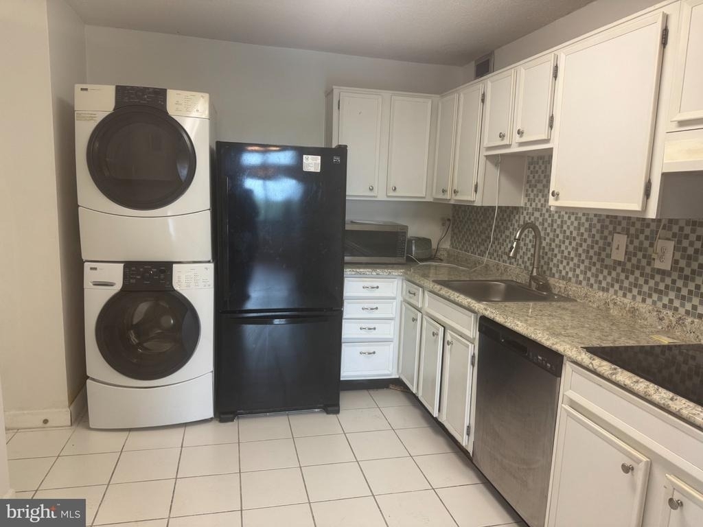 309 Yoakum Parkway - Photo 20