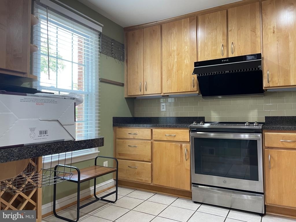 1822 21st Street N - Photo 21