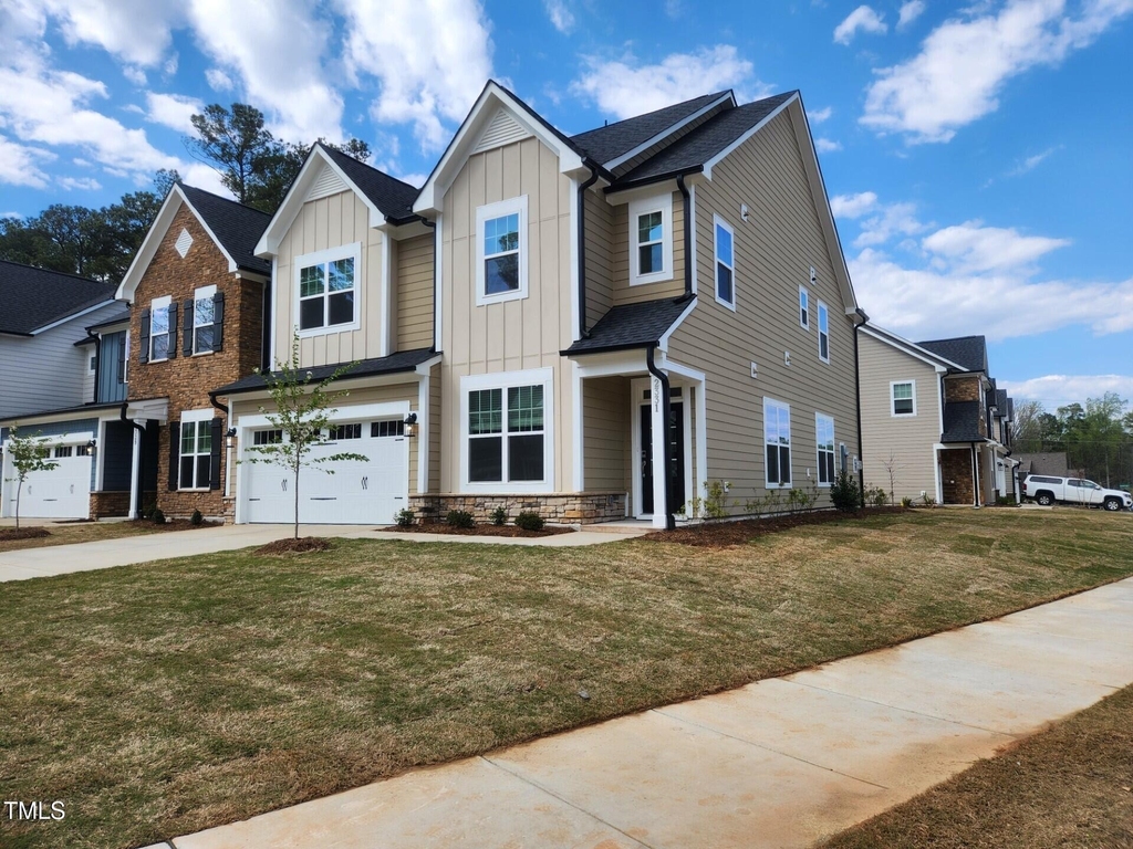 2331 Big Sky Lane - Photo 2