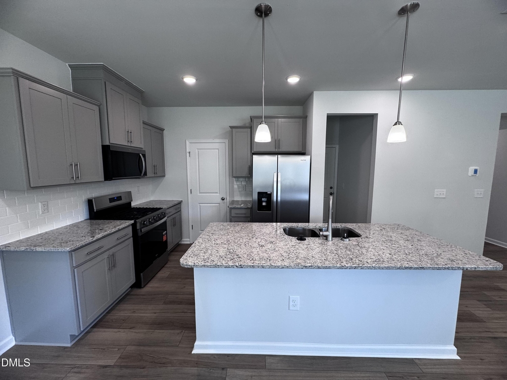 205 Broomside Avenue - Photo 2
