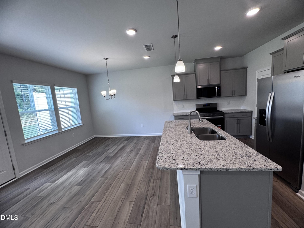 203 Broomside Avenue - Photo 2