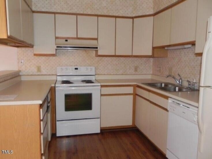 340 Summerwalk Circle - Photo 6