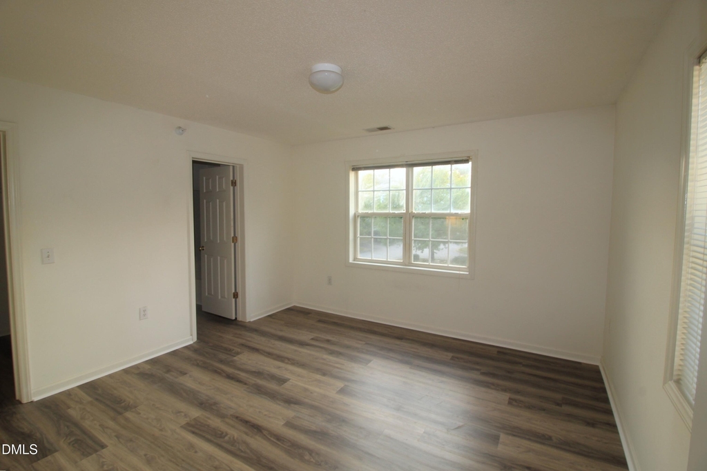 2010 Wolfmill Drive - Photo 7
