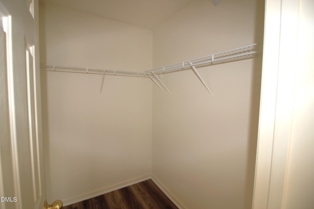 2010 Wolfmill Drive - Photo 8