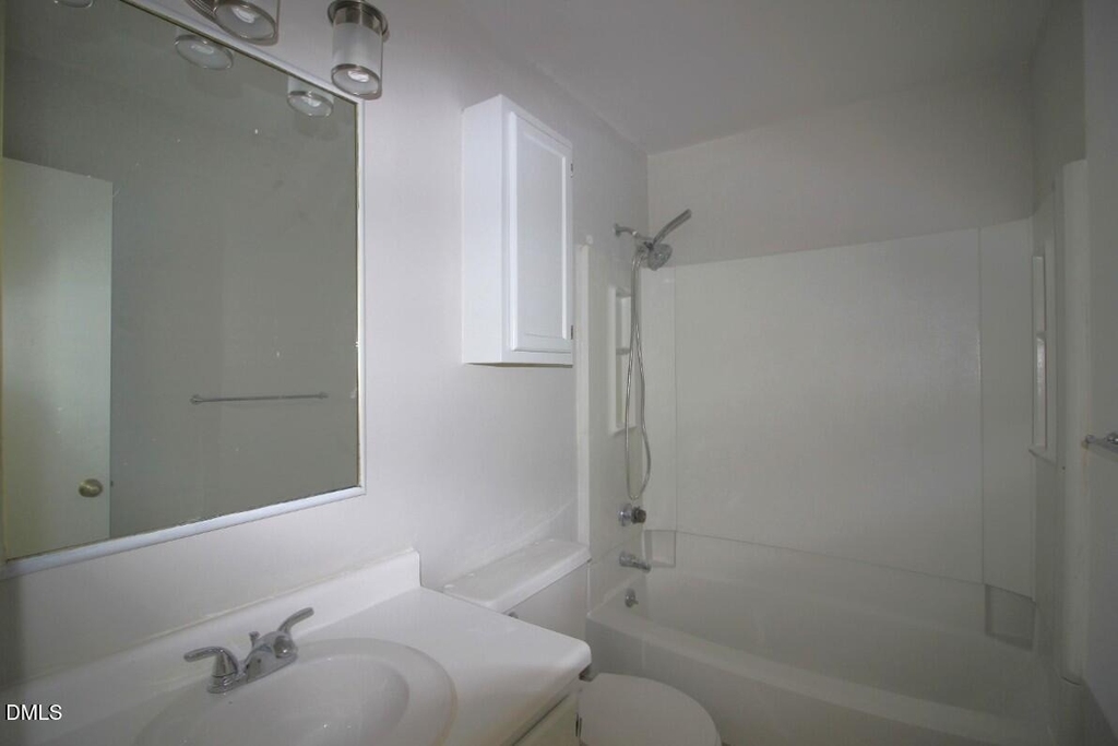 2833 Seclusion Court - Photo 10