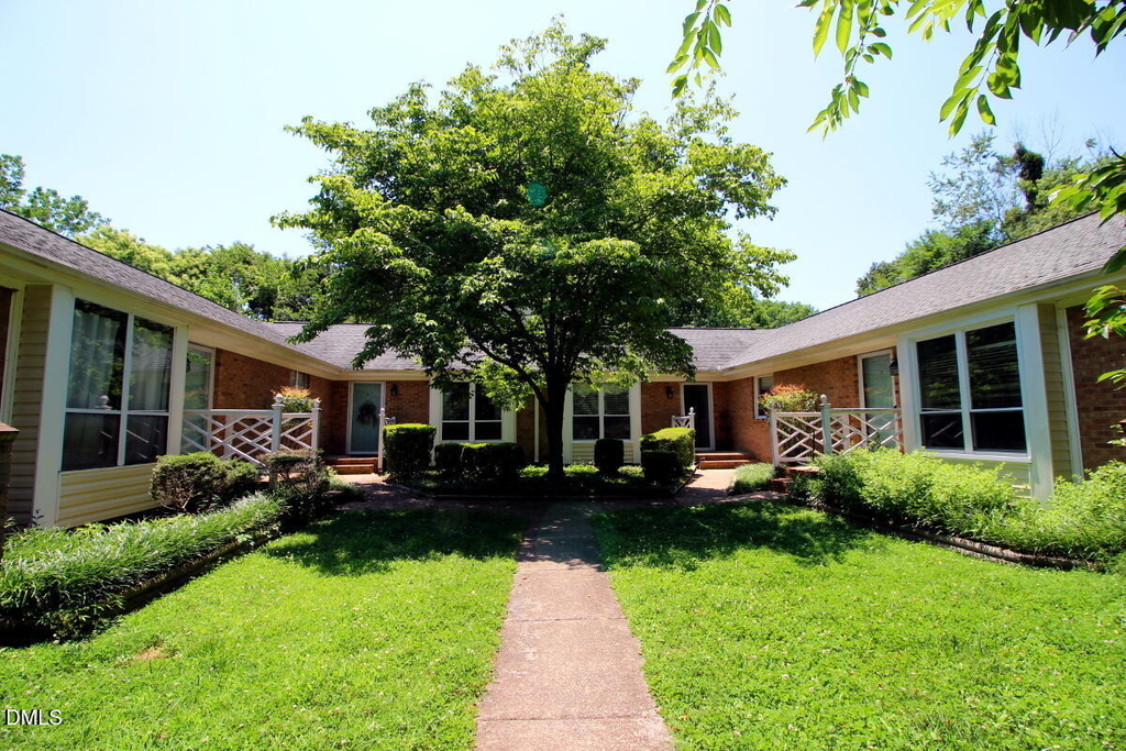 2833 Seclusion Court - Photo 1