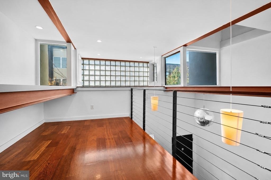 1345 E Berks Street - Photo 10