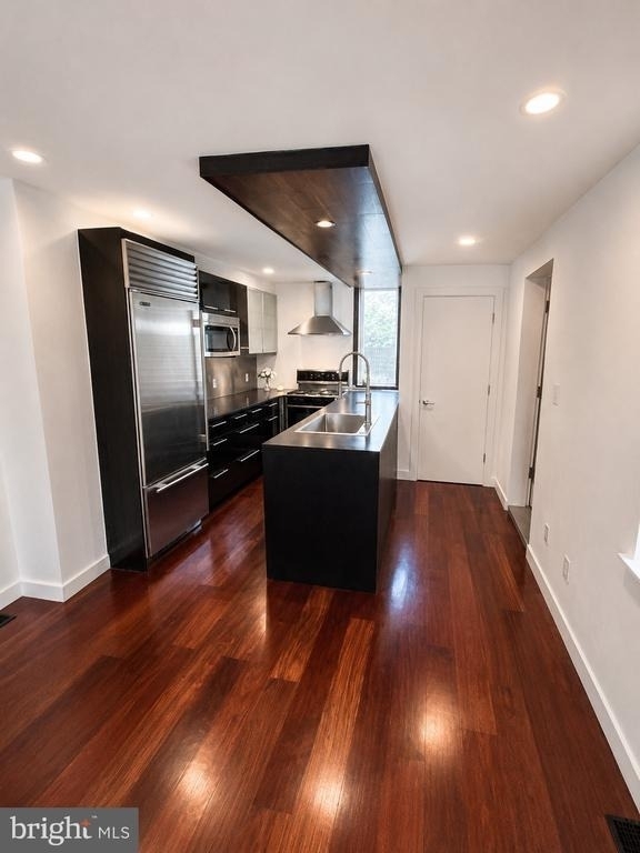 1345 E Berks Street - Photo 4