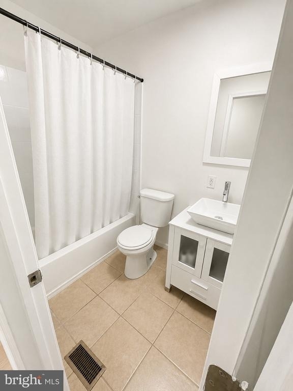 2669 Sepviva Street - Photo 21