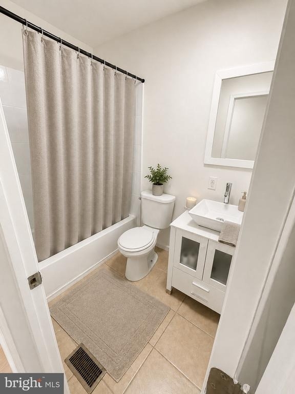 2669 Sepviva Street - Photo 20