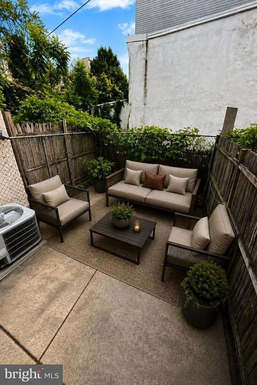 2669 Sepviva Street - Photo 25