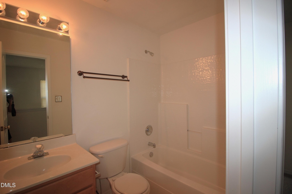 8439 Haines Creek Lane - Photo 14