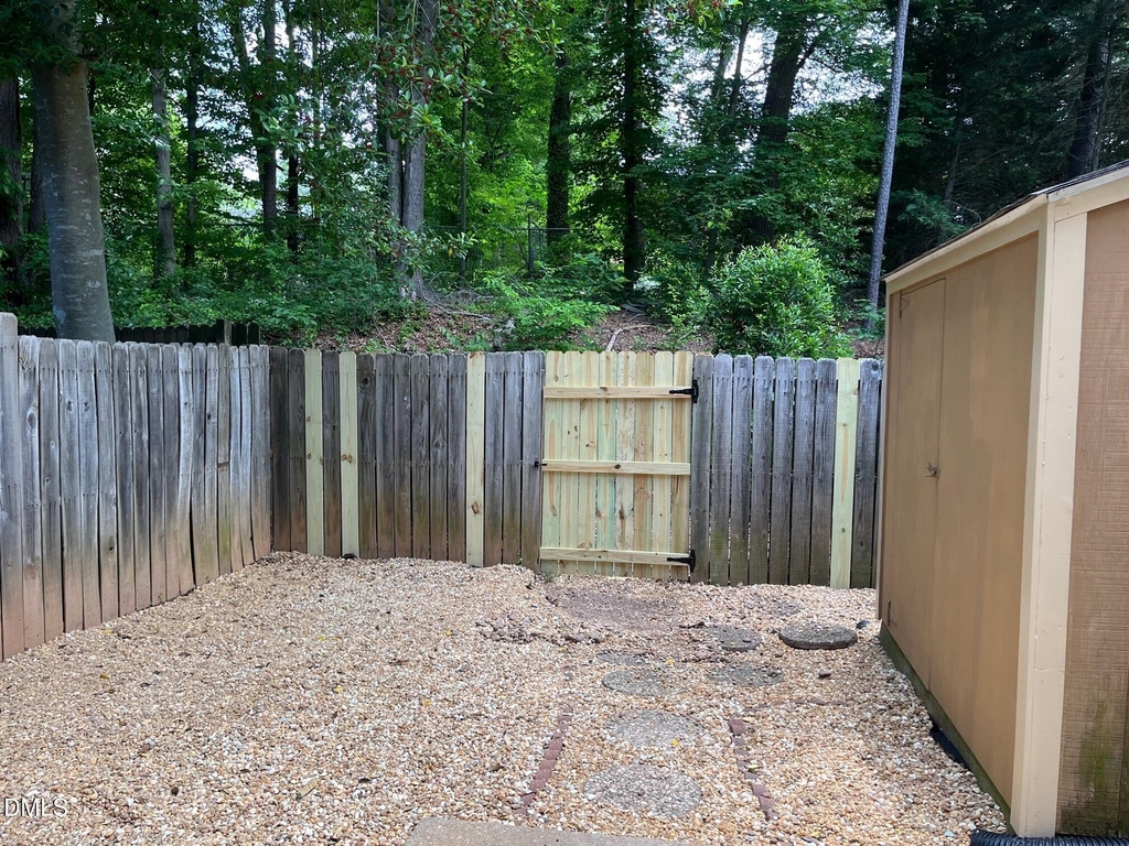 1829 Fox Sterling Drive - Photo 12