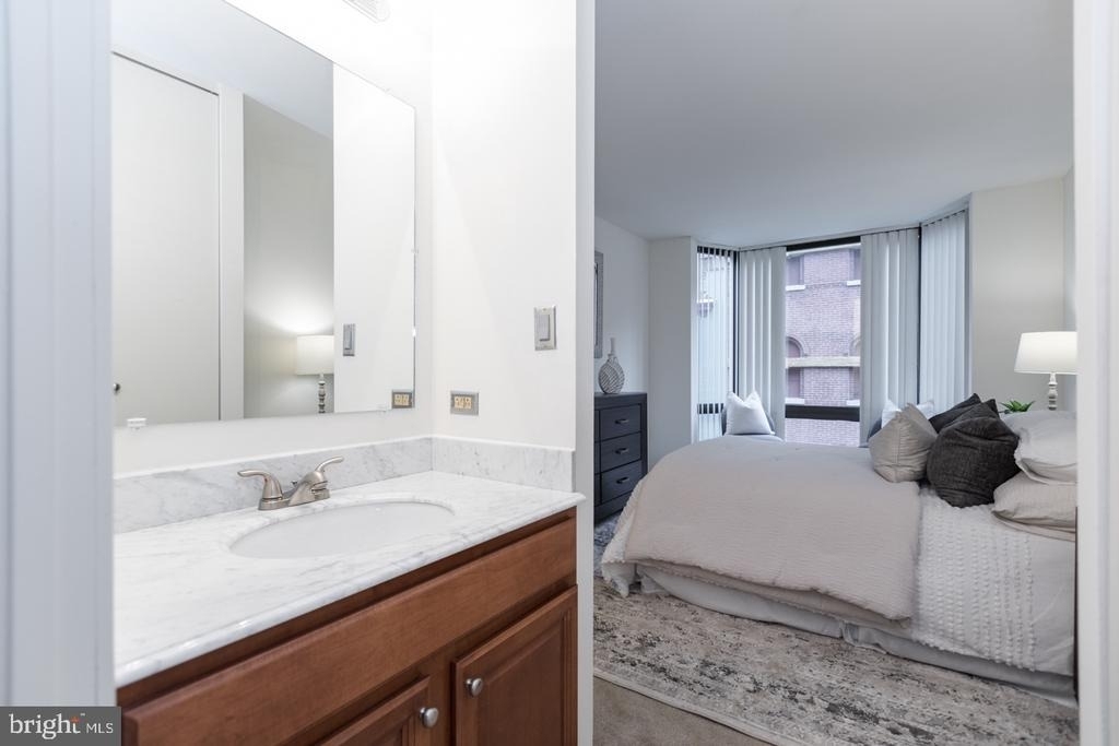 2031 Chancellor Street - Photo 16