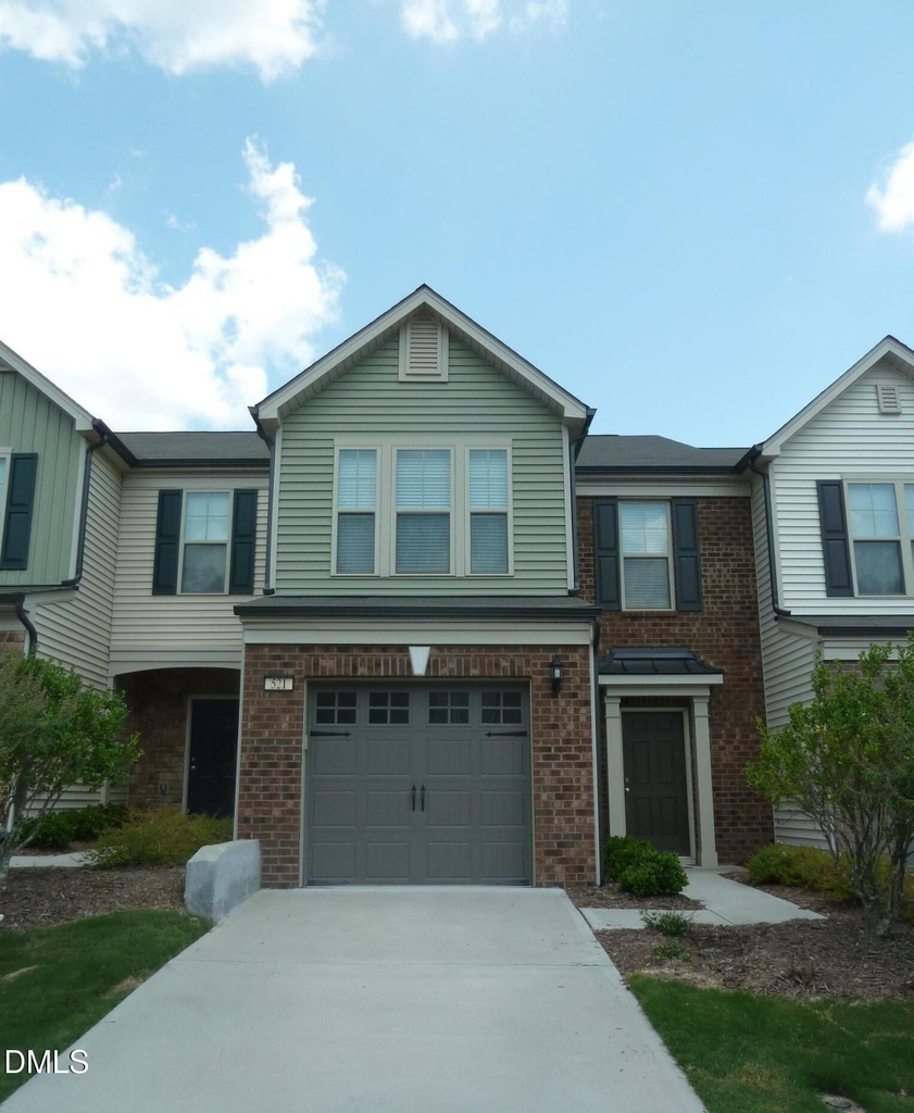 521 Denhoff Drive - Photo 0