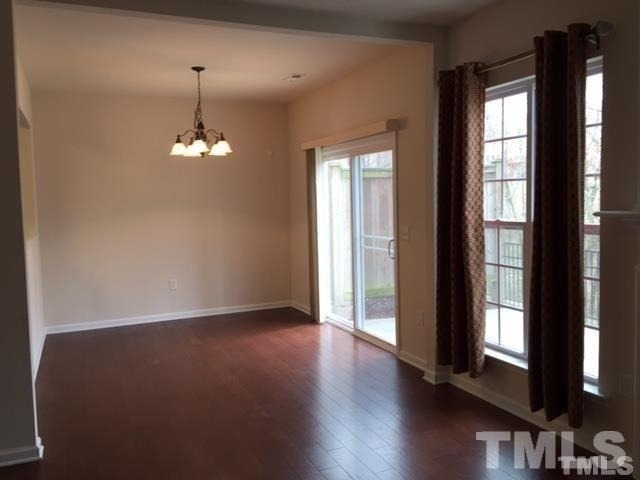 300 Dyersville Drive - Photo 7
