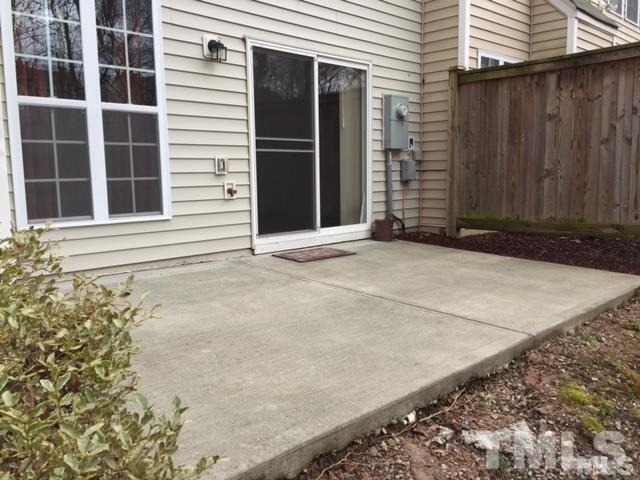300 Dyersville Drive - Photo 10