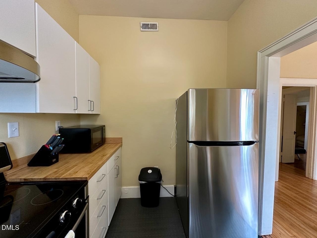 2200 Hope Street - Photo 8