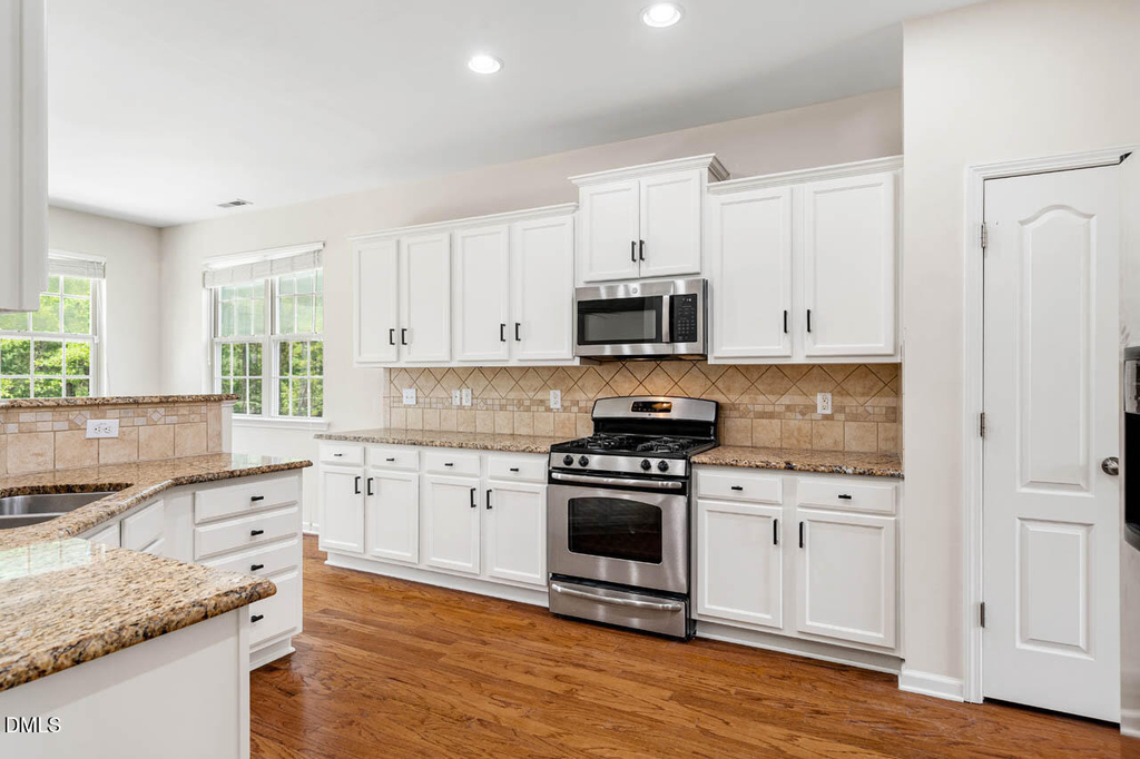 453 Sandy Whispers Place - Photo 5