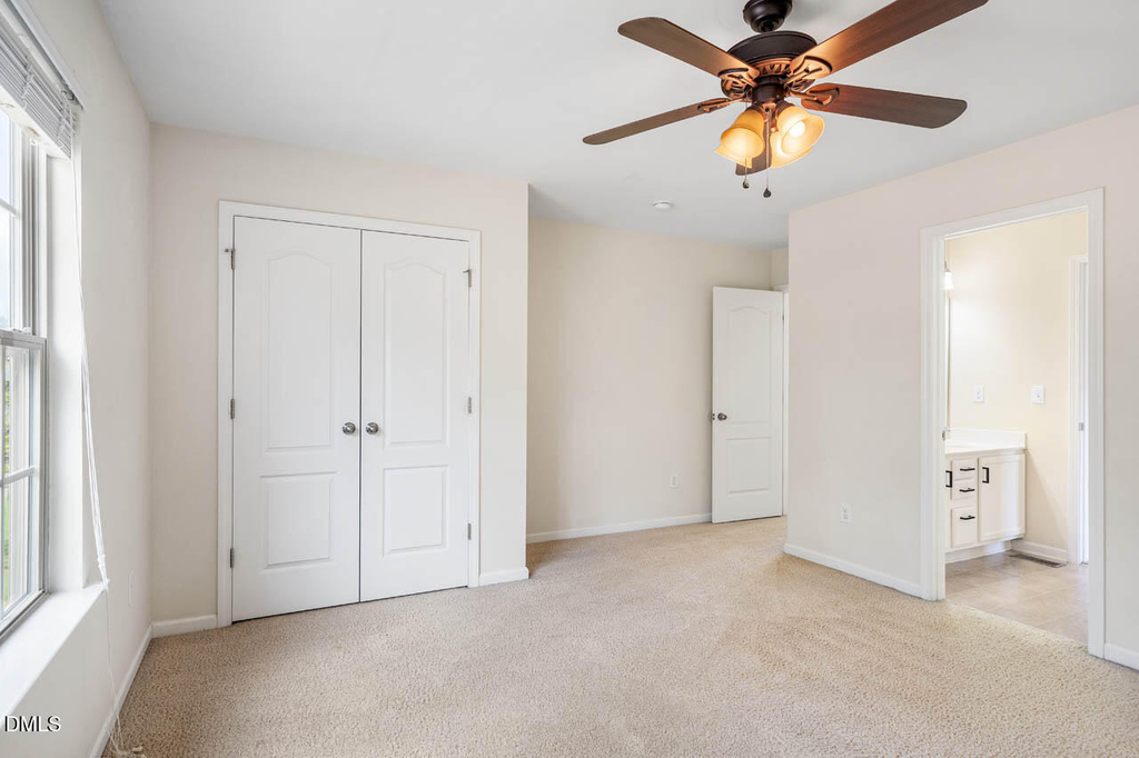 453 Sandy Whispers Place - Photo 35