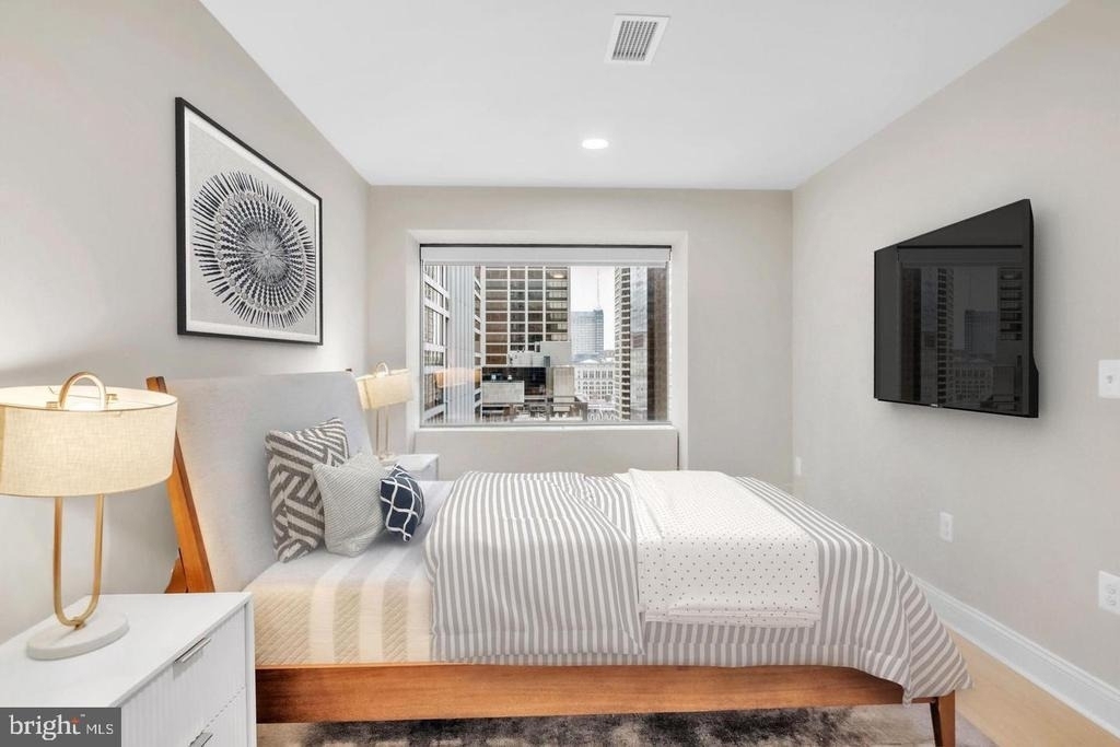 1801 Market Street - Photo 6