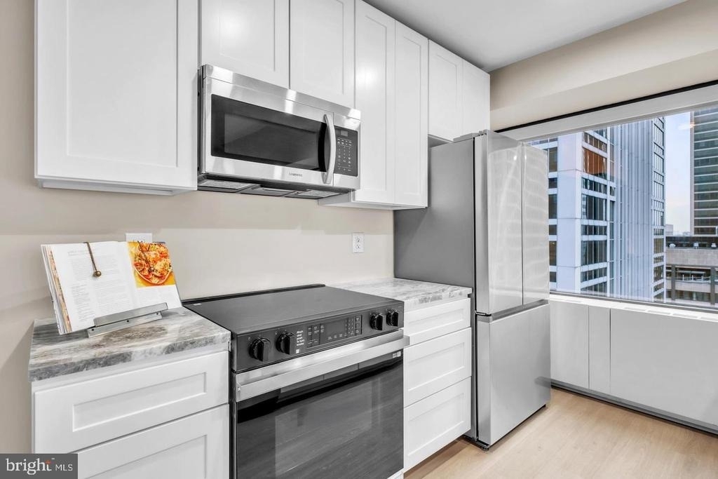 1801 Market Street - Photo 4