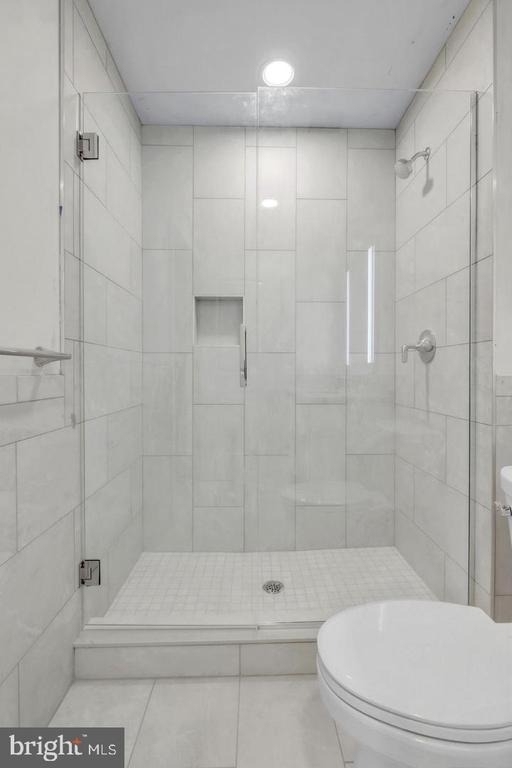 1801 Market Street - Photo 12