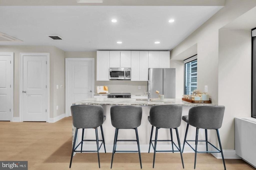 1801 Market Street - Photo 5