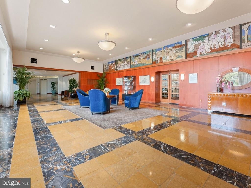2601 Pennsylvania Avenue - Photo 18