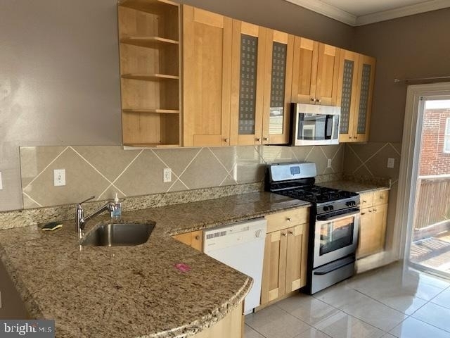2106 South Street - Photo 2