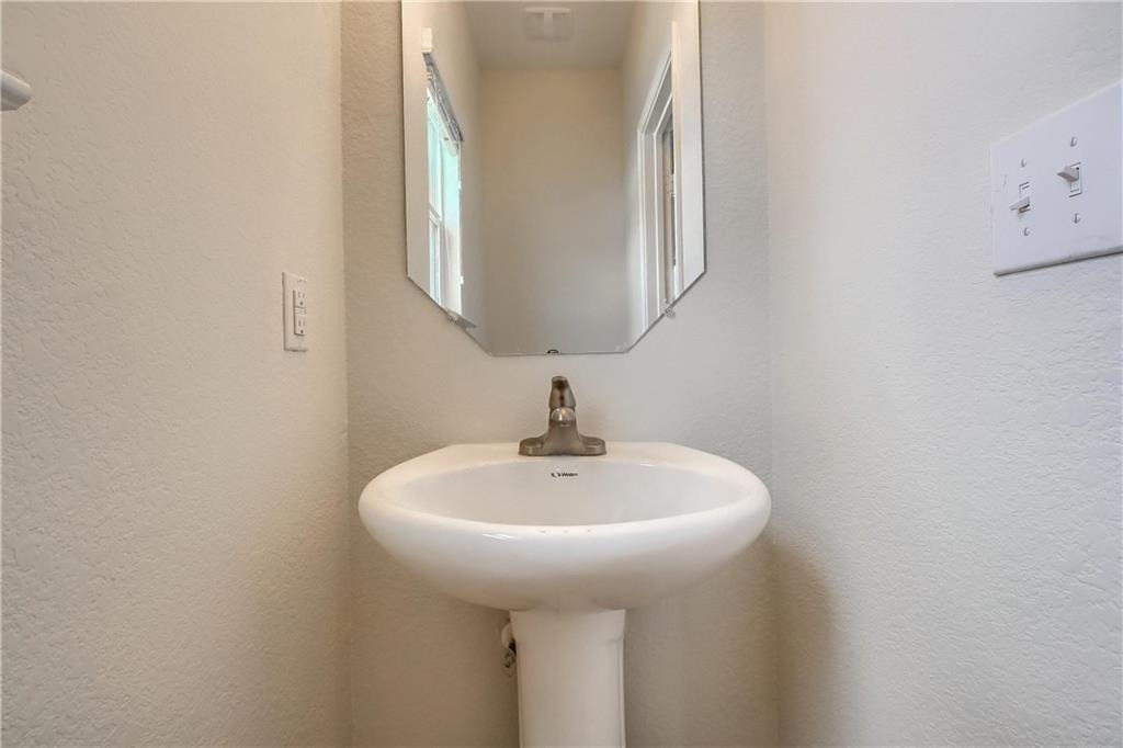 2014 Barker House Cv - Photo 25